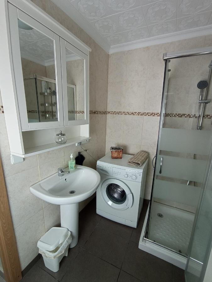 Apartamento, Dos Dormitorios, Tipo Atico Cerca Del Centro Jerez de la Frontera Exterior photo